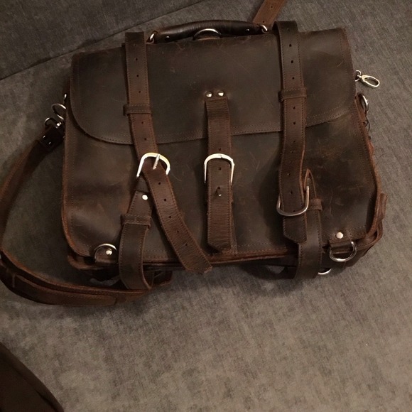 New Traveler 16" Large Classic Full Gain Leather Briefcase Backpack - Picture 3 of 9